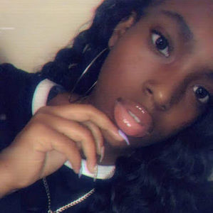 Meet your Posher, Candice